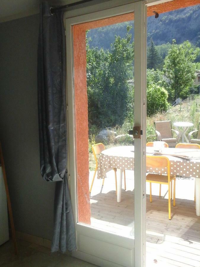 Belle Maison De Montagne Casteil Exterior photo